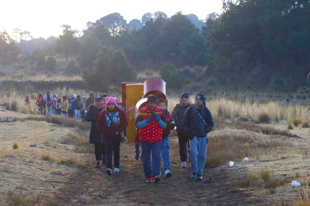 Peregrinos De Milpa Alta Llegan Al Santuario Del Se Or De Chalma De