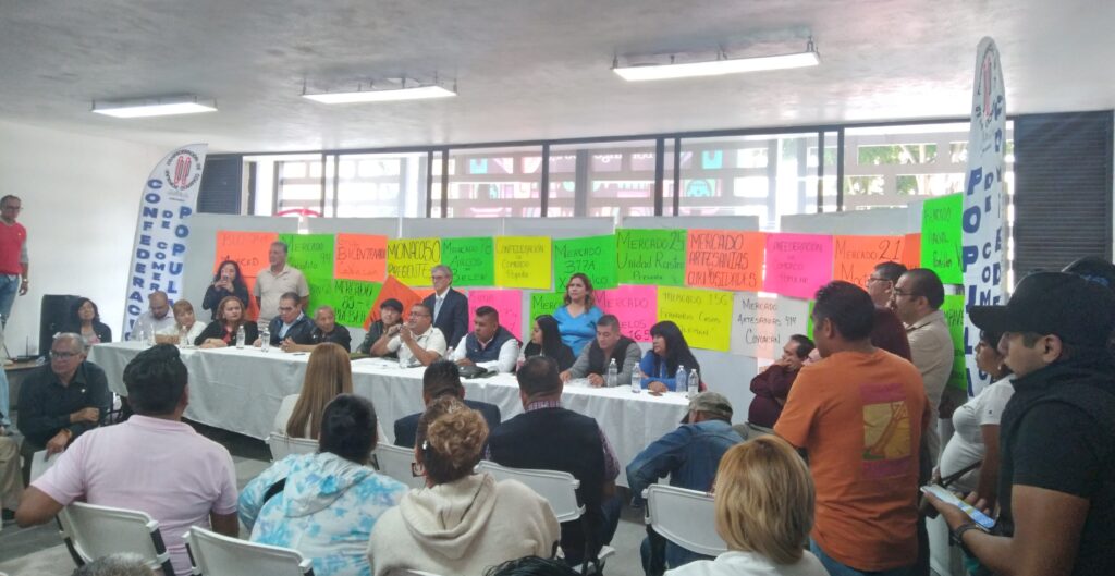 Reprueban líderes de mercados las marchas contra el abasto popular en la Ciudad de México