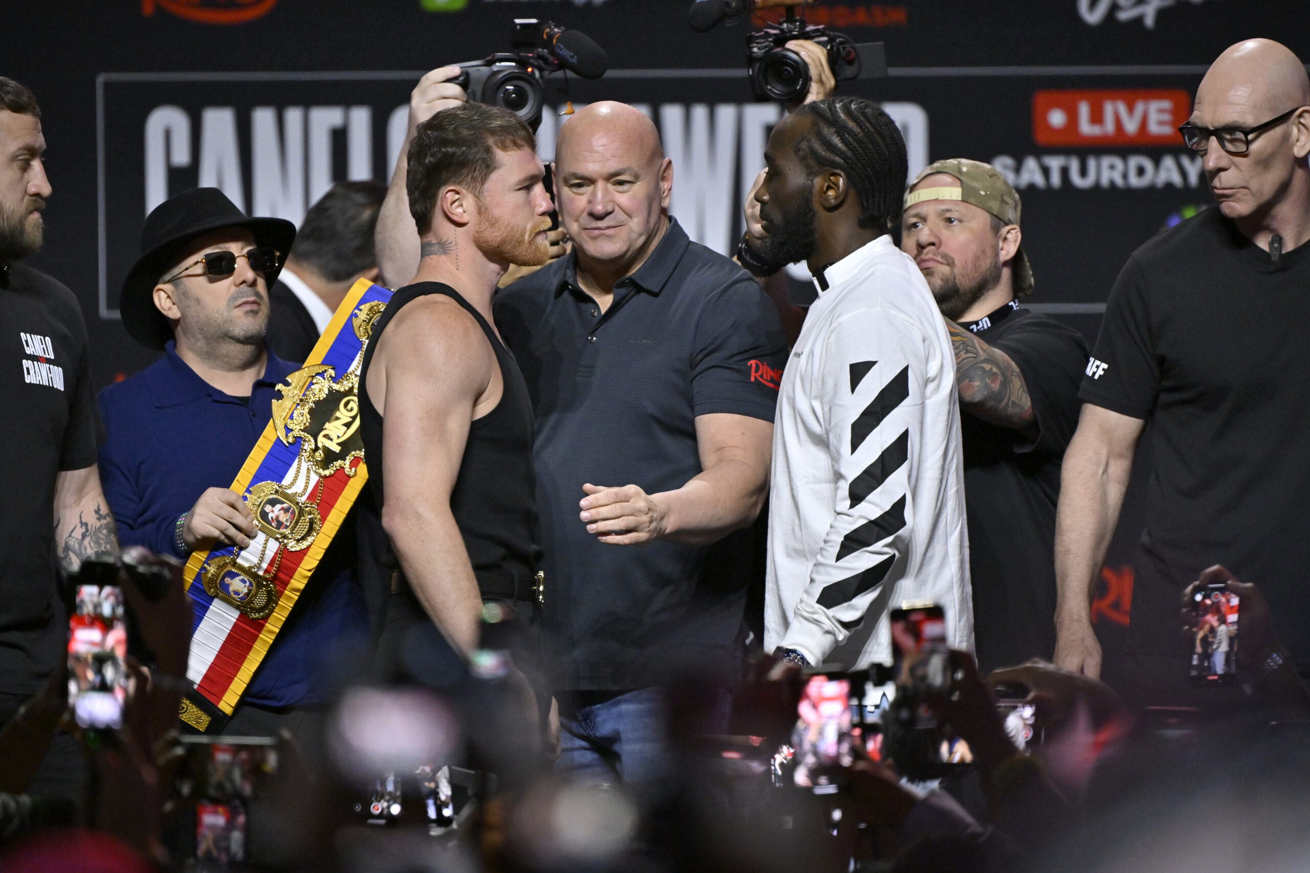 Canelo Álvarez y Terence Crawford encendieronLas Vegas