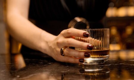 Creció el número de mujeres consumidoras de alcohol durante la pandemia: UNAM