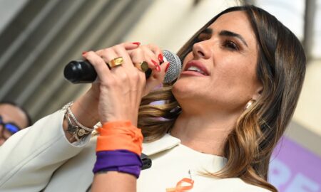 Alessandra Rojo de la Vega conmemora el 25-N y arranca los dieciséis días de activismo