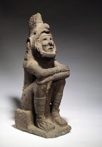 Aztecas, la cual permanecerá en el Museo Linden hasta el 3 de mayo de 2020. Figura del Dios Xochipilli-Macuilxochitl Foto Jean Christen
