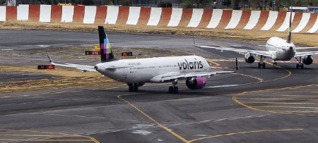 AICM, Conagua, CDMX y la SICT dan seguimiento a contingencia por lluvias en el aeropuerto
