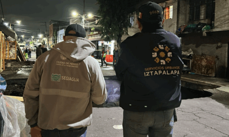 SEGIAGUA atiende socavón de Iztapalapa ya está de banqueta a banqueta