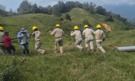 Restablece CFE energía eléctrica en cuatro estados tras los daños de tormentas