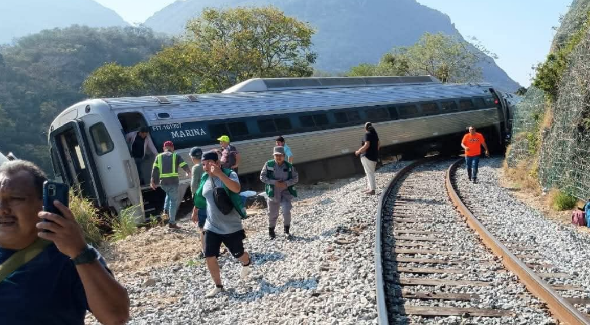 Descarrila tren interoceánico
