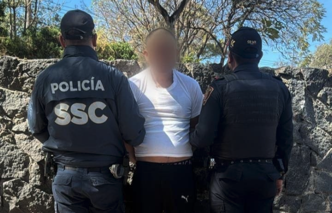 Impíde policía dos intentos de robo anunciados en Facebook