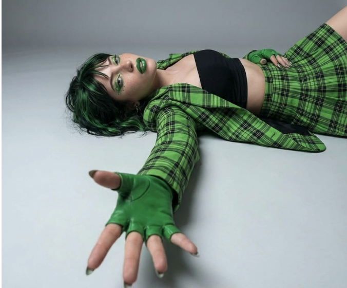 “La Flor de la Vida” es el primer adelanto de MONSTRUA