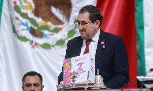 Cravioto en el congreso