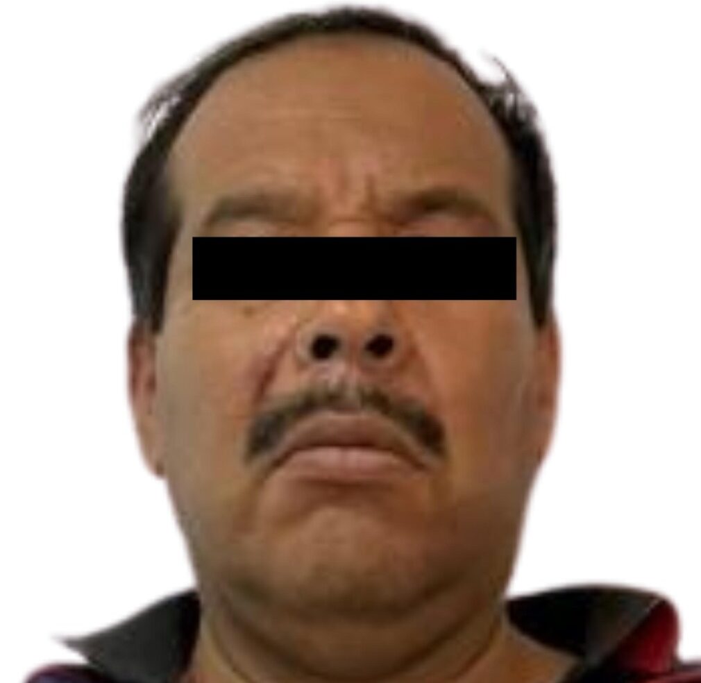 atacó con machete a otro en plena iglesia en el Edomex