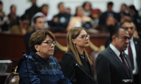 Gurda minuto de silencio Congreso CDMX por las víctimas de la explosión de pipa de gas