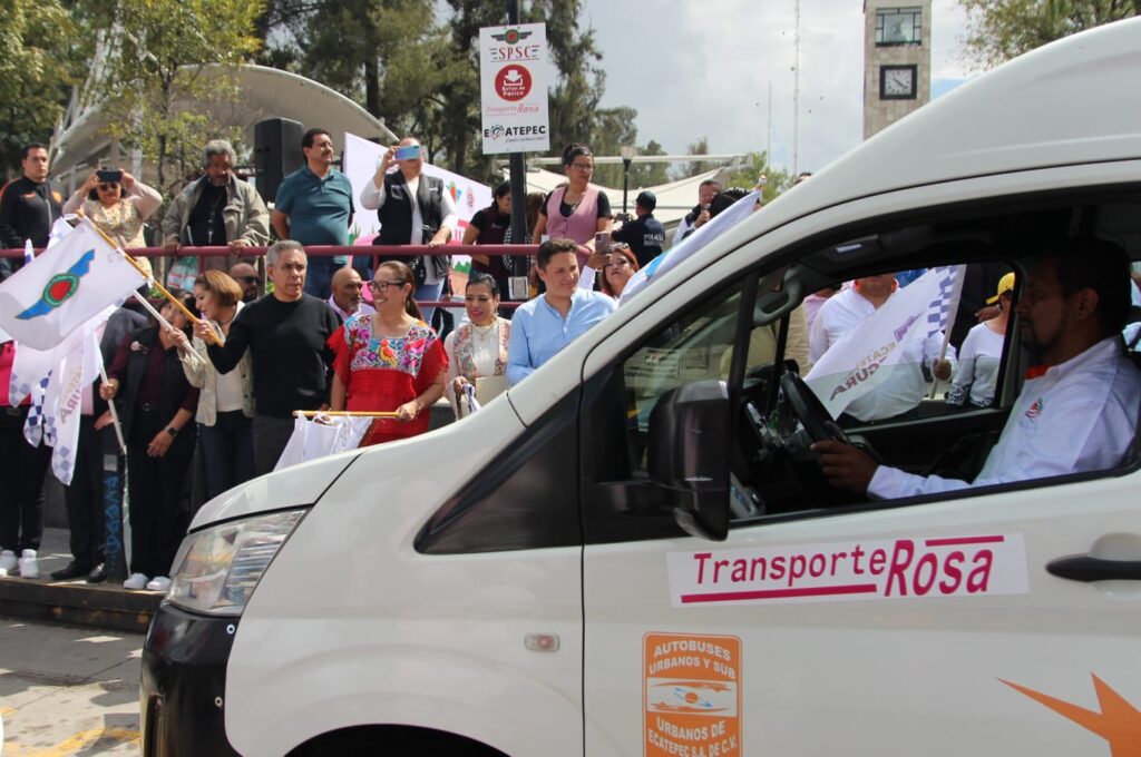 Inaugura Ecatepec rutas de Transporte Rosa