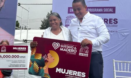 Entrega GAM el programa social Mujeres Latiendo con Fuerza, Mujeres con raíz