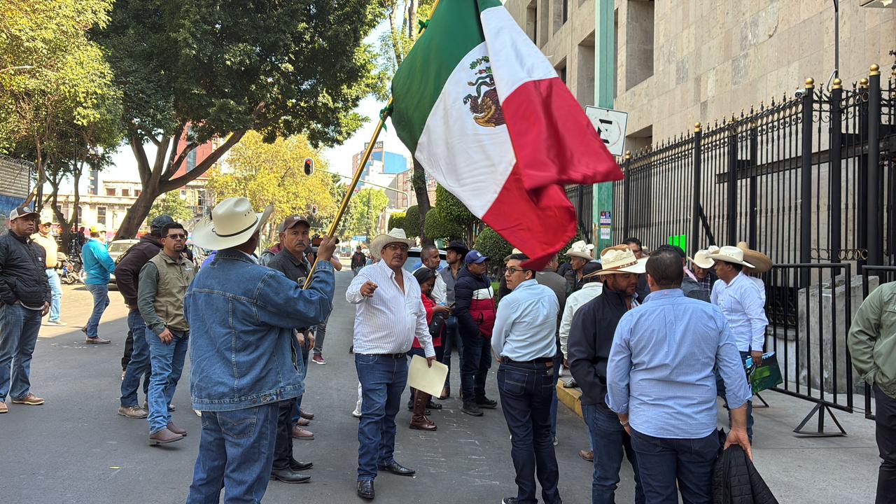 Desmiente líder campesino que haya acuerdo con productores de maíz