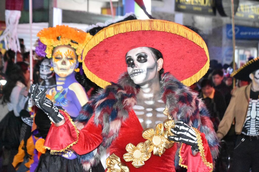 Se iluminó Tláhuac con el Festival Internacional del Día de Muertos 2025