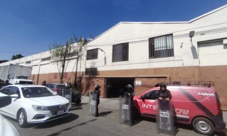 Clausura el gobierno fiesta por exceso de aforo en el lugar donde metieron a más de tres mil