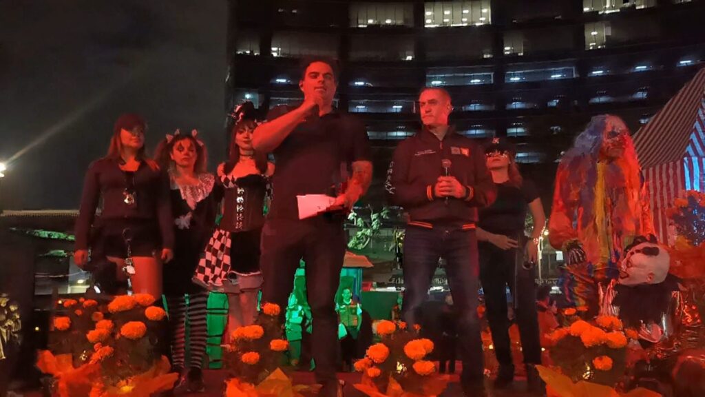 Es día de Muertos y te puedes divertir en el Metro Glorieta de Insurgentes