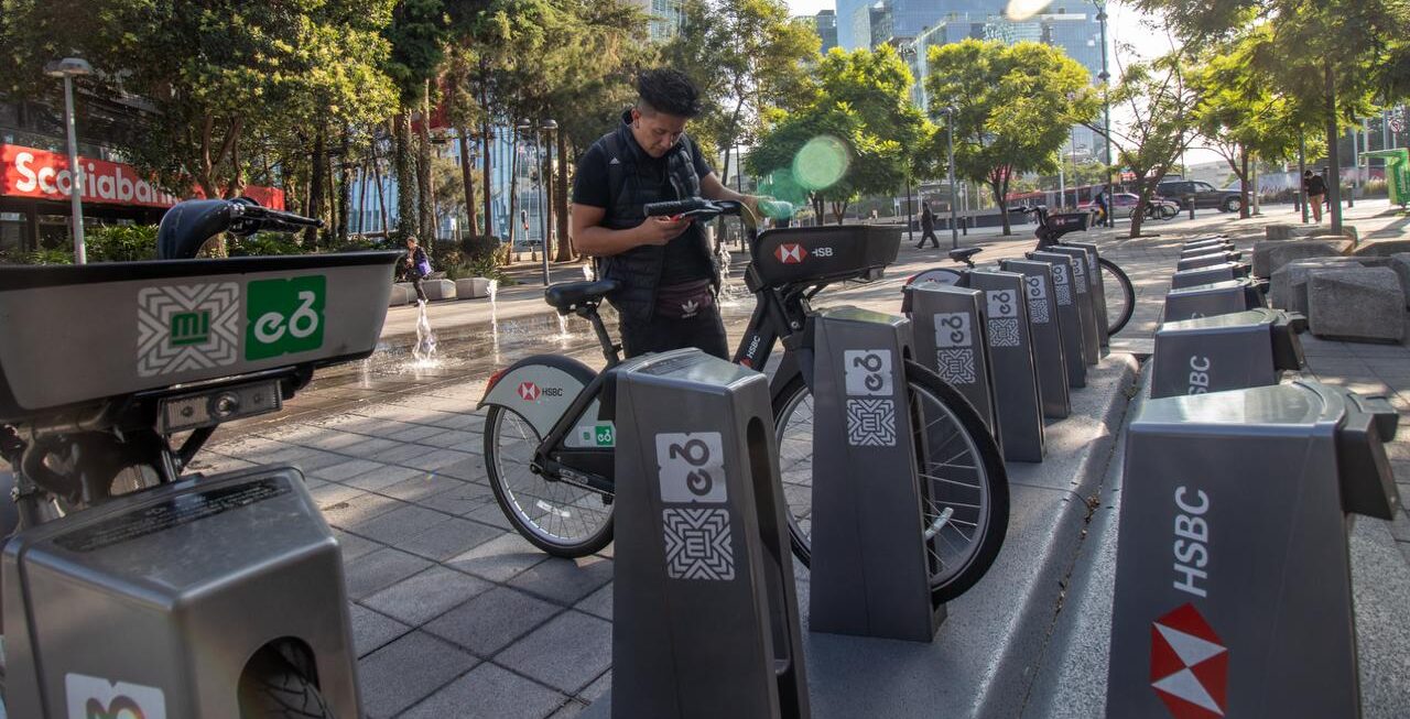 Un promedio de 60 mil viajes diarios proporciona Ecobici