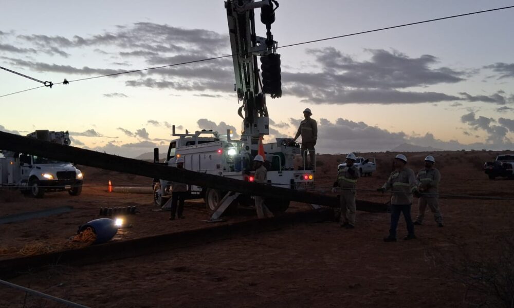  CFE atiende afectaciones por tormenta Rachel y Huracán Simón 