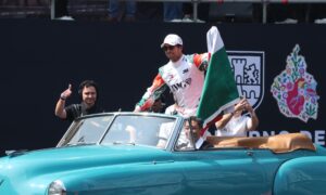 Checo Pérez lleva la Fórmula 1 a las calles de la CDMX; miles celebran en Paseo de la Reforma