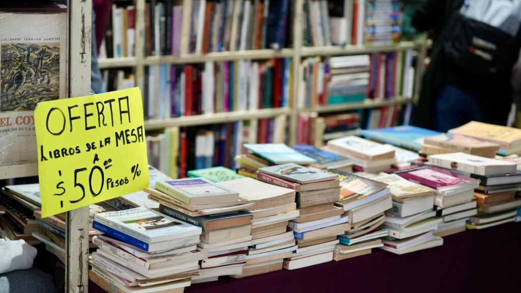 Arranca la 25 Feria Internacional del Libro en el Zócalo de la CDMX